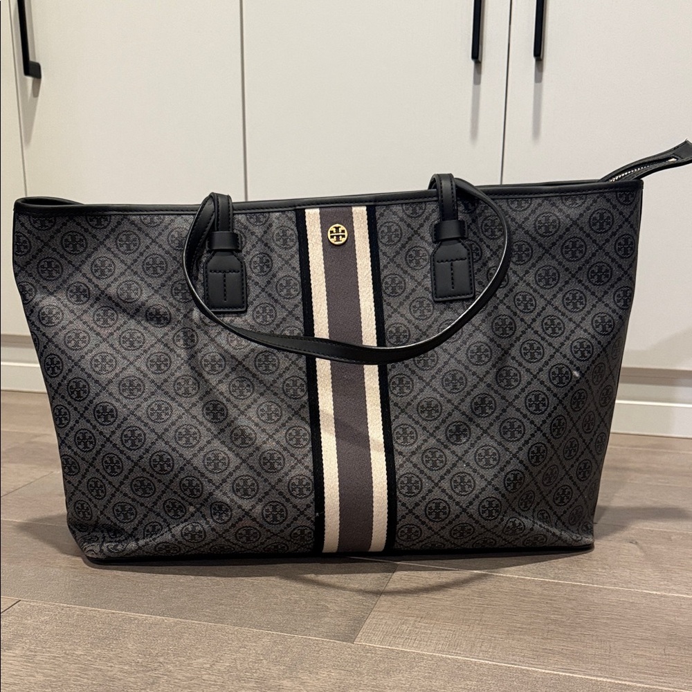 Tory Burch Black and Cream Patterned Tote
